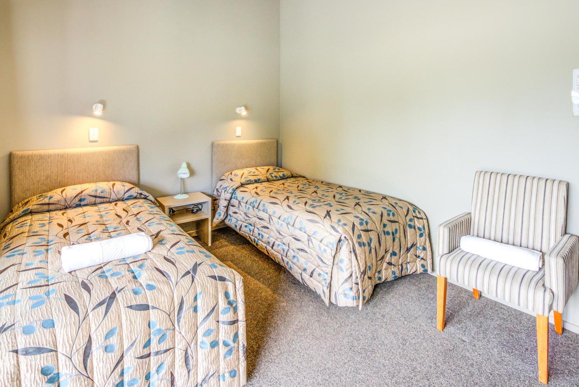 Te Anau Lakeview Holiday Park & Motels Dış mekan fotoğraf