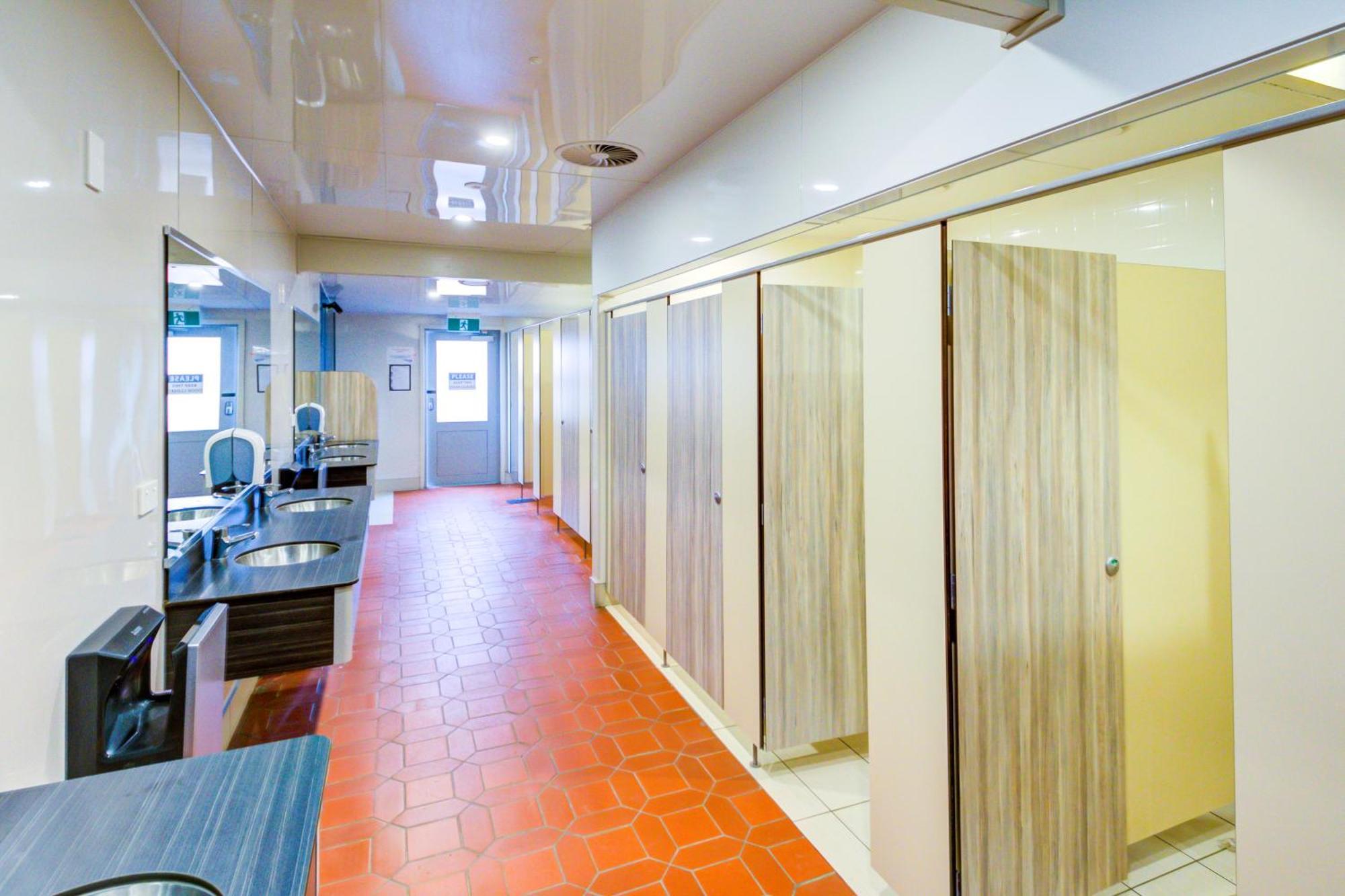 Te Anau Lakeview Holiday Park & Motels Dış mekan fotoğraf