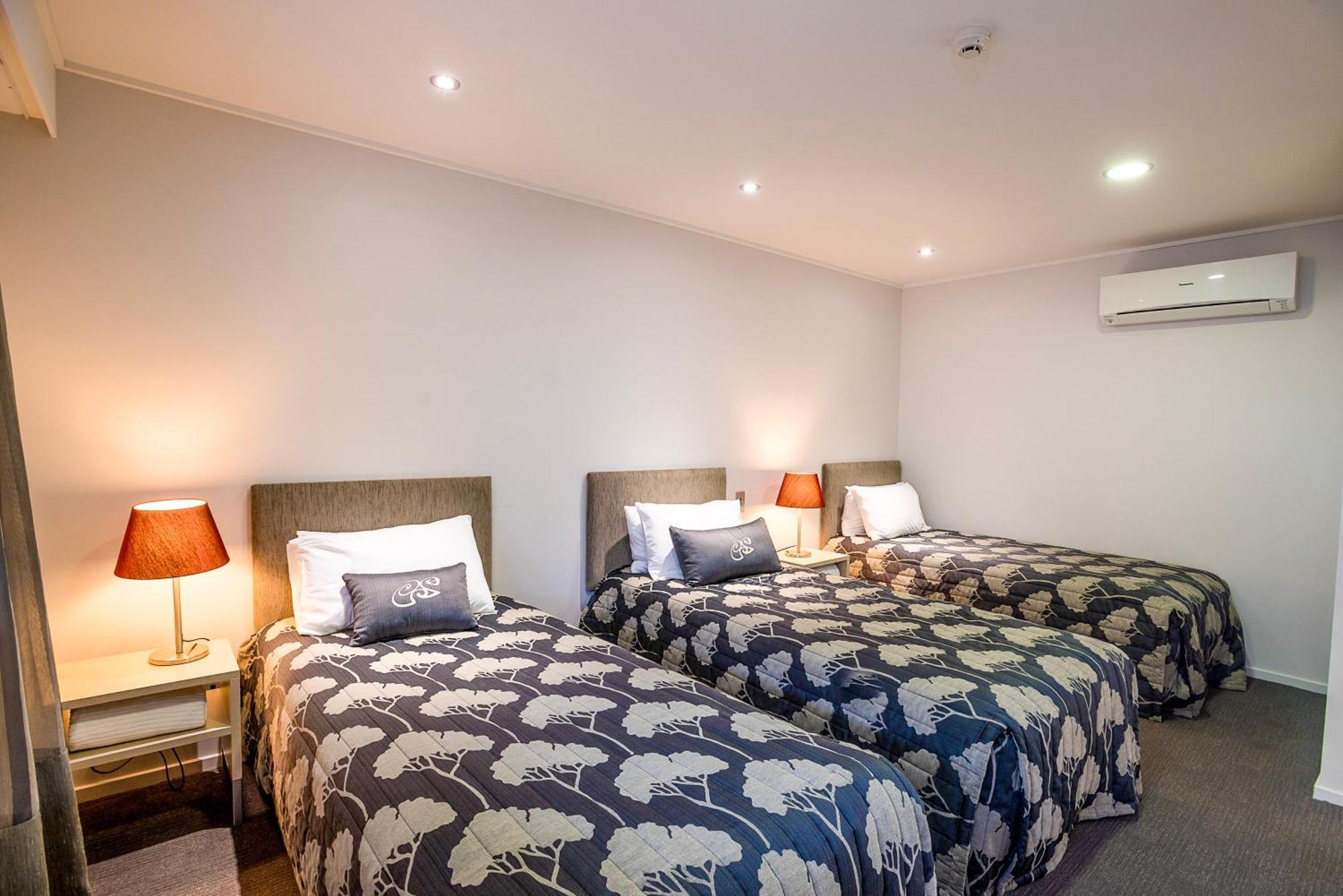 Te Anau Lakeview Holiday Park & Motels Dış mekan fotoğraf