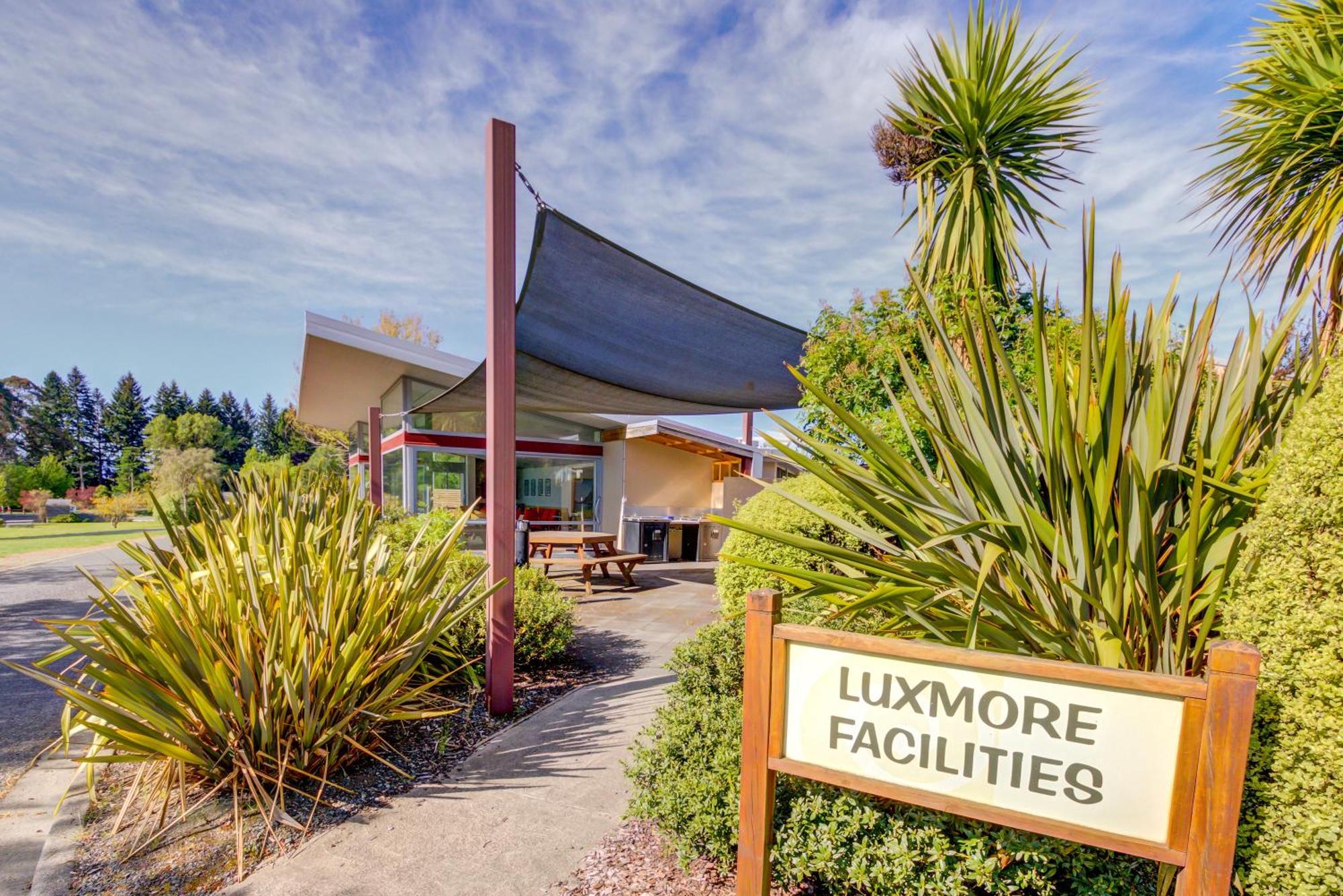 Te Anau Lakeview Holiday Park & Motels Dış mekan fotoğraf