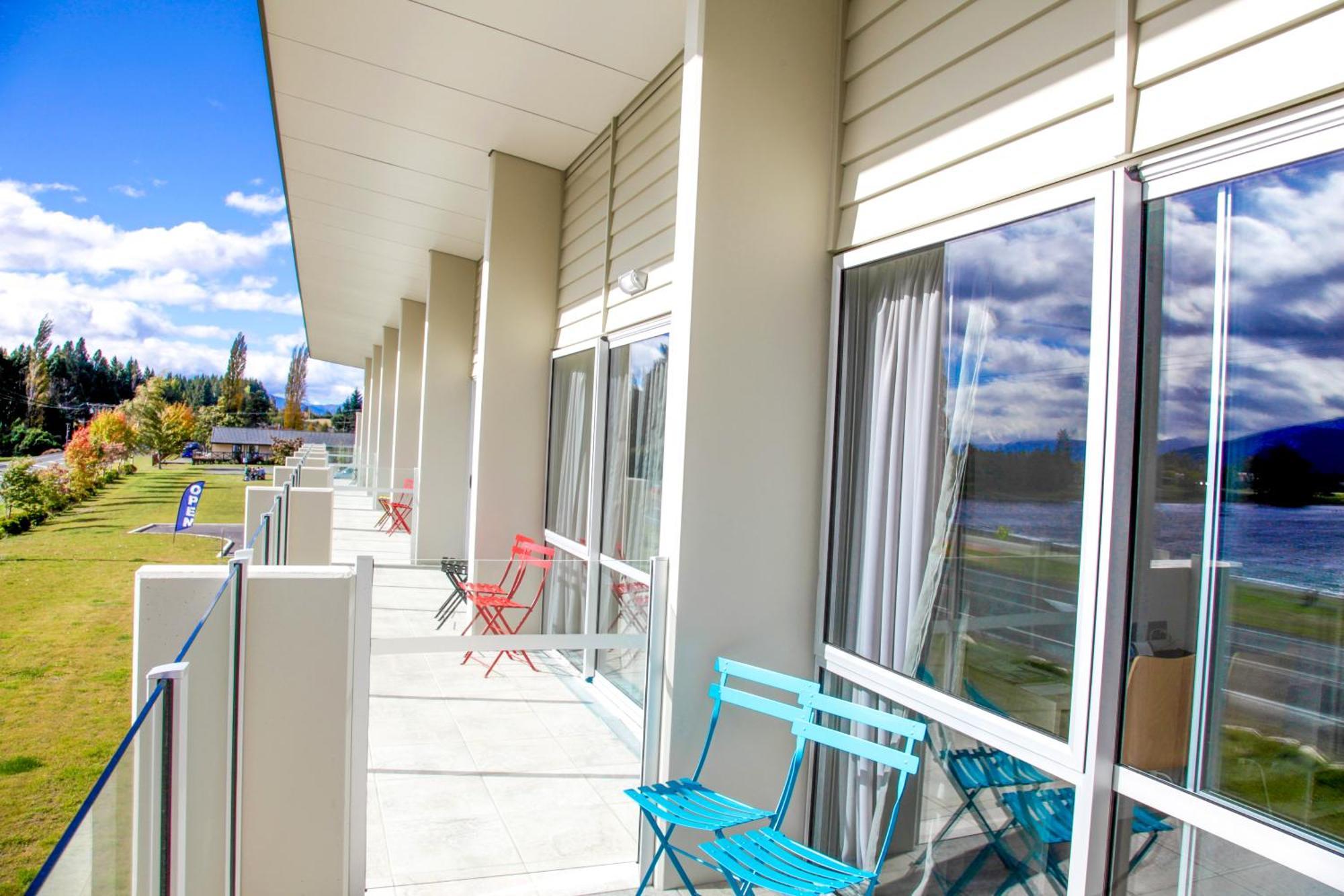 Te Anau Lakeview Holiday Park & Motels Dış mekan fotoğraf