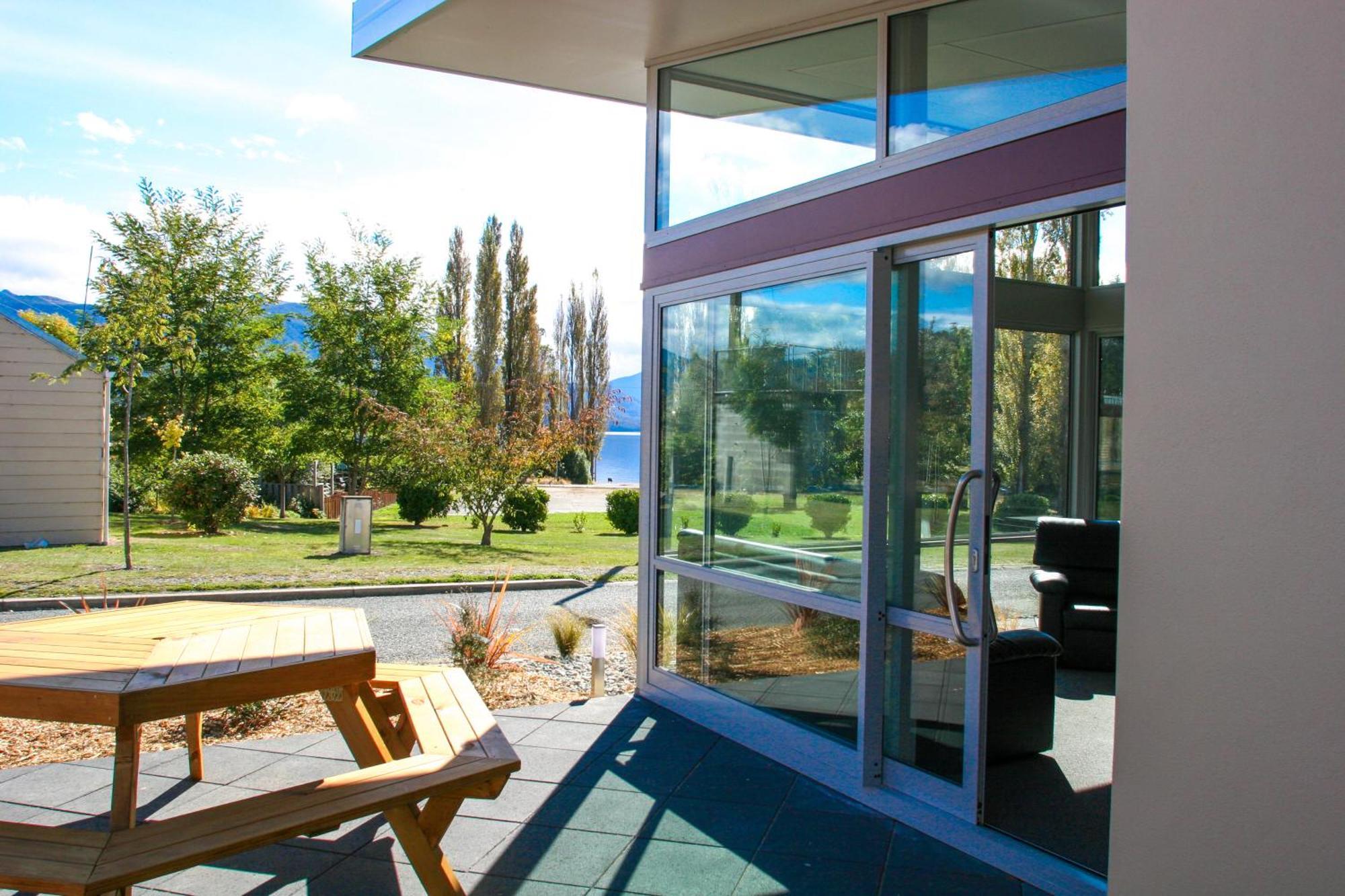 Te Anau Lakeview Holiday Park & Motels Dış mekan fotoğraf