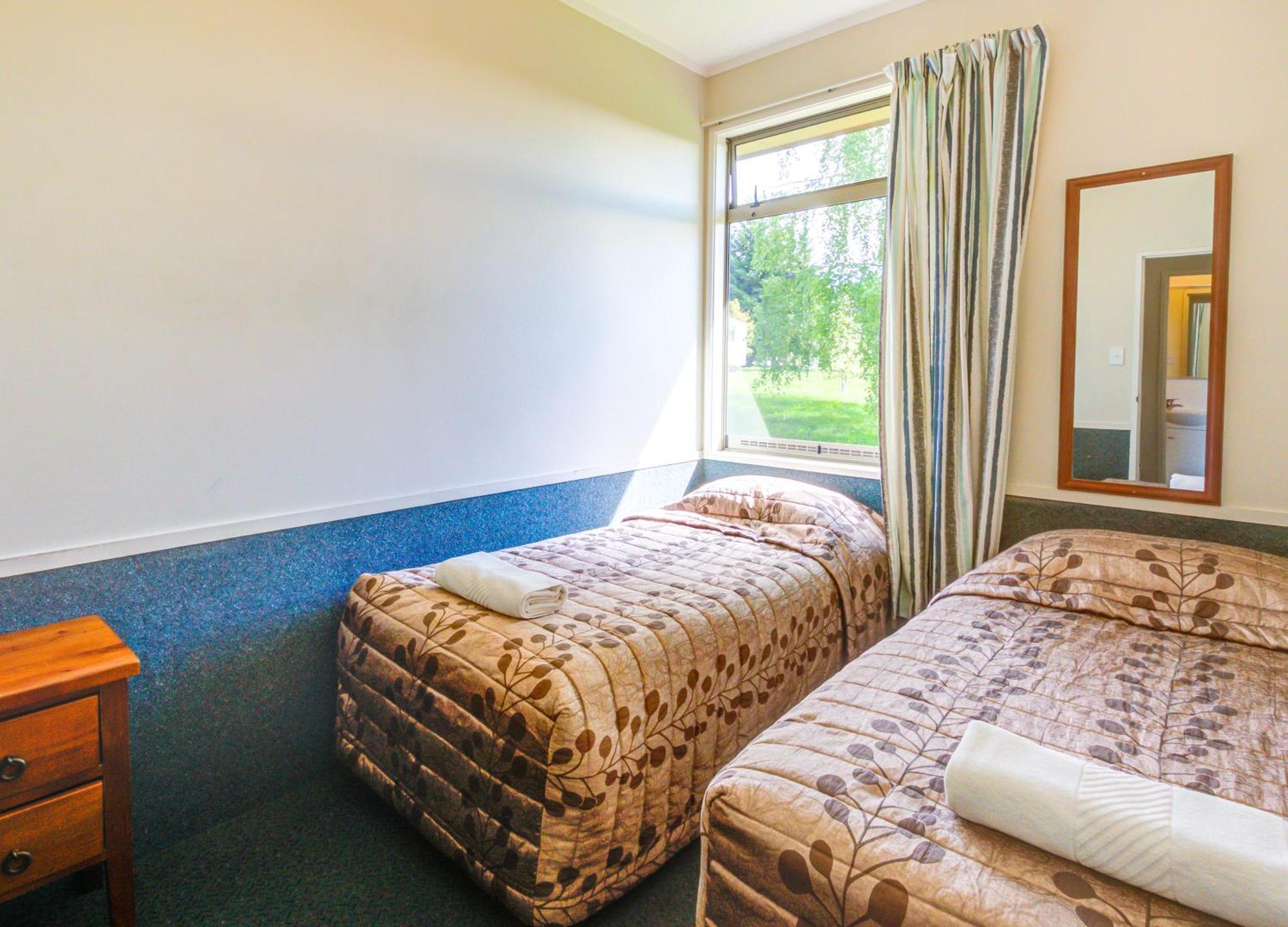 Te Anau Lakeview Holiday Park & Motels Dış mekan fotoğraf