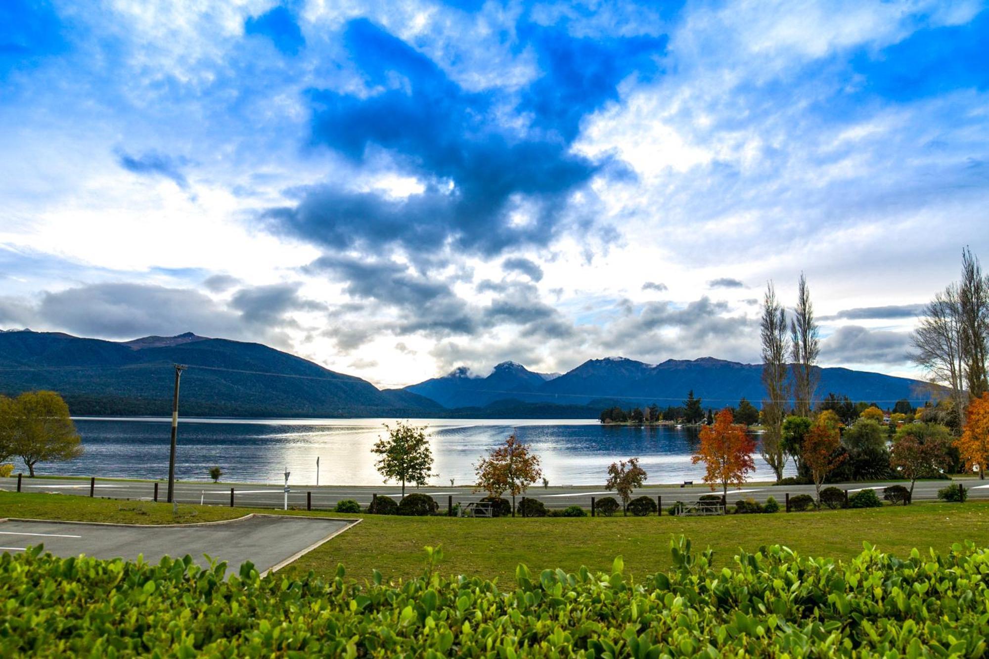 Te Anau Lakeview Holiday Park & Motels Dış mekan fotoğraf