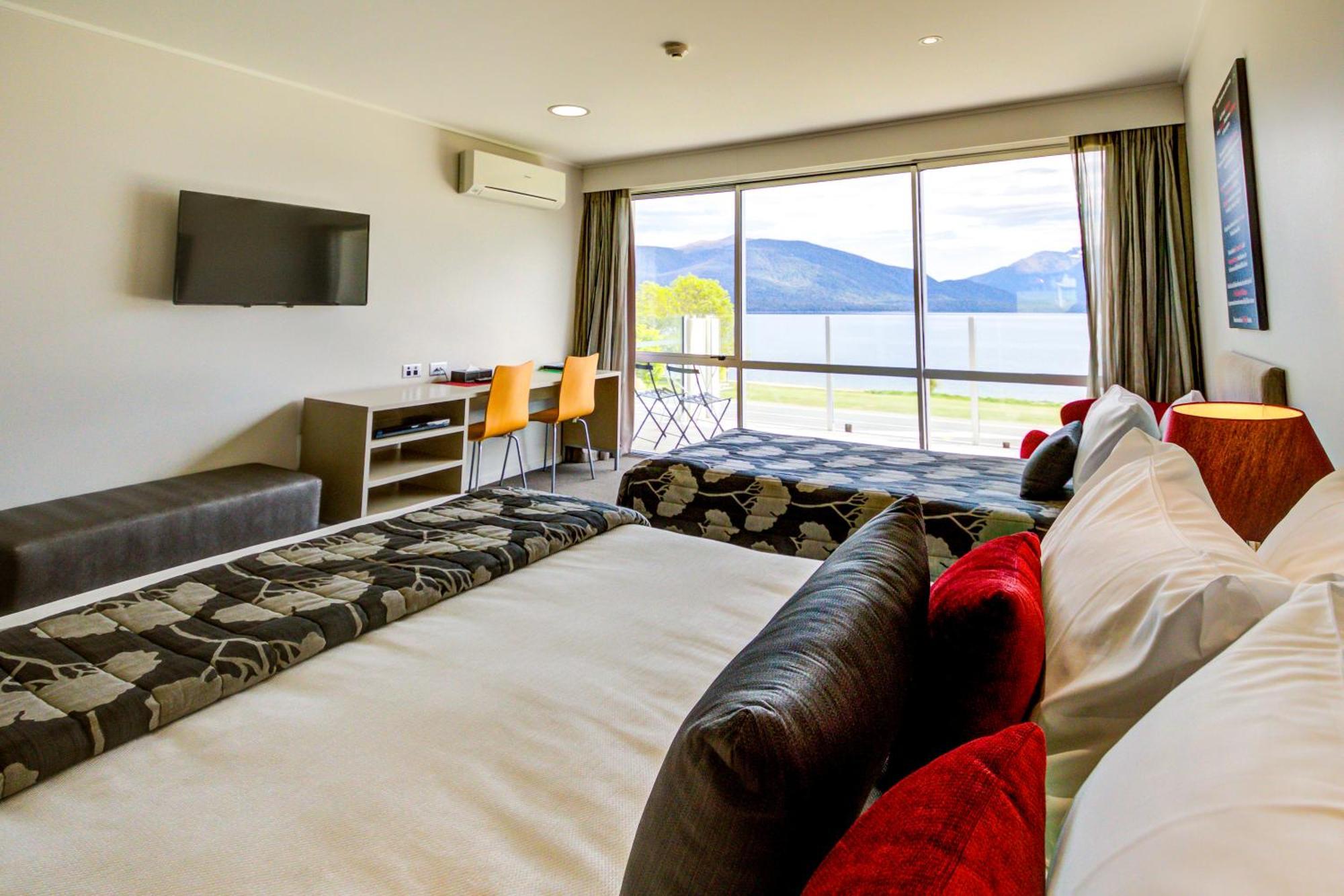 Te Anau Lakeview Holiday Park & Motels Dış mekan fotoğraf
